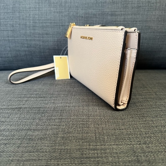 NWT MICHAEL KORS DOUBLE ZIP WRISTLET WALLET 8 IPHONE CASE - Picture 2 of 12